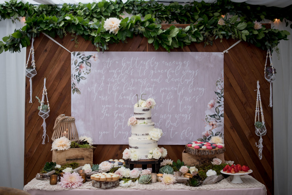 greenery garland cake table